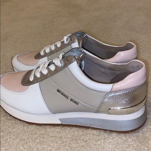 Super cute Micheal Kors shoes!